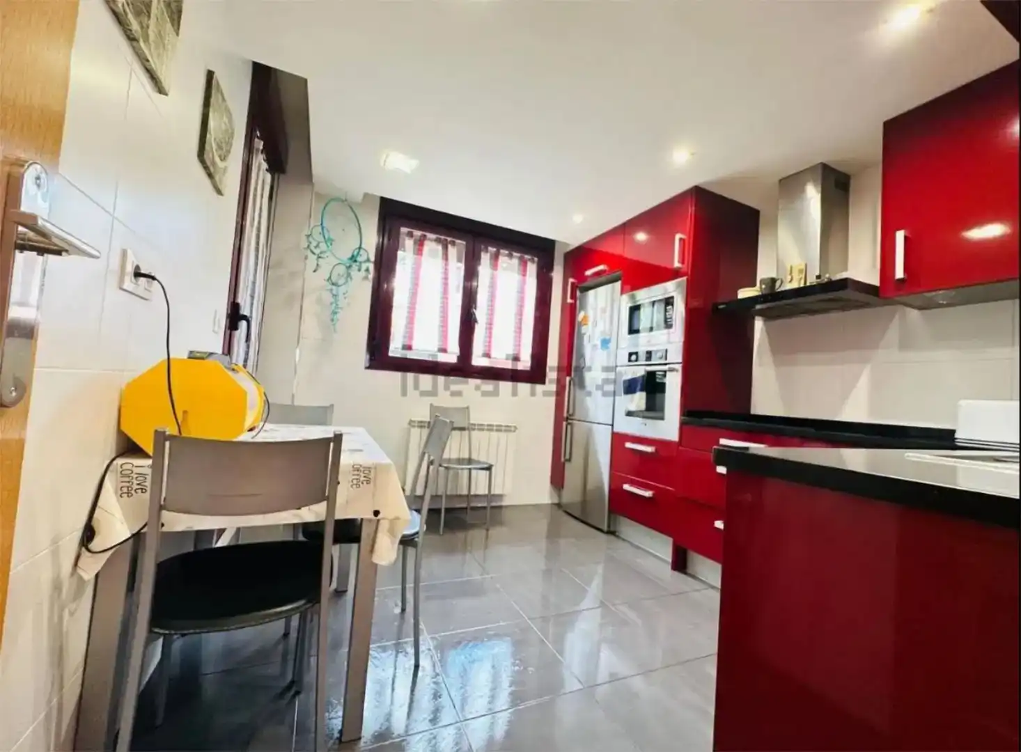 Cocina de Casa o chalet para compartir en Cadrete con Jardín privado, Parquet y Trastero