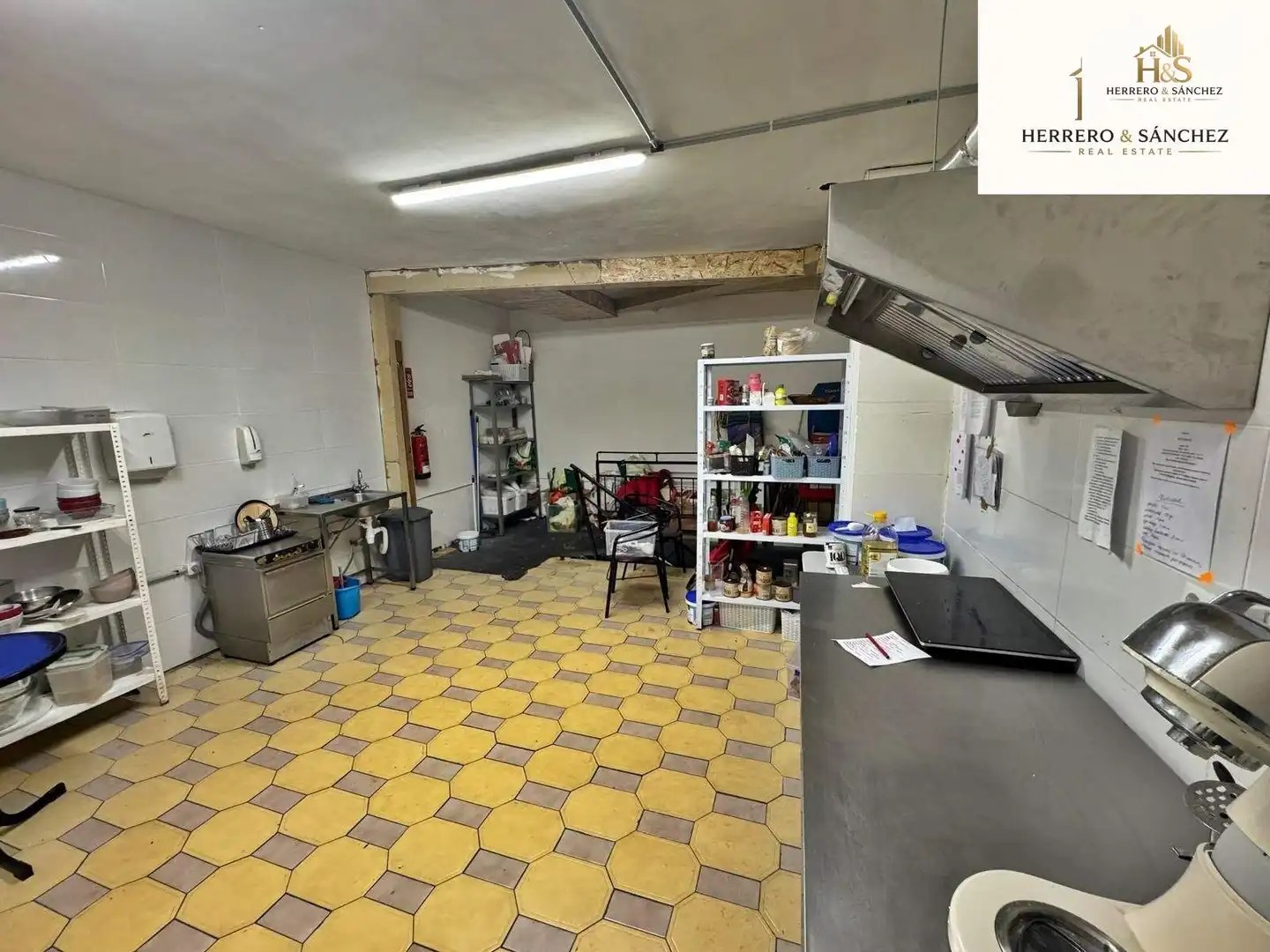 Local comercial en venta en Avenida CONDES DE SOTO AMENO, imagen 14
