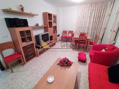 Sala d'estar de Pis en venda en Chipiona amb Aire condicionat i Moblat