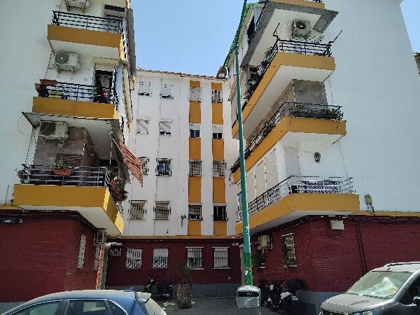 Vista exterior de Pis en venda en  Sevilla Capital