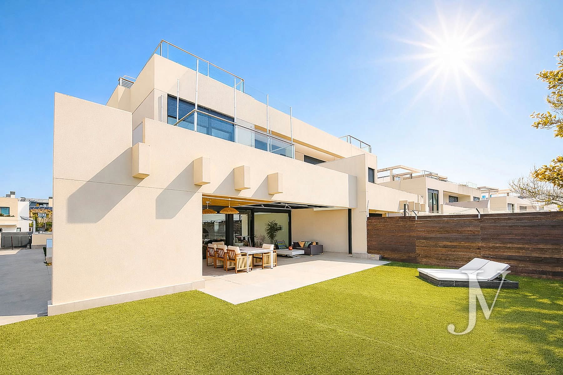 Vista exterior de Casa adosada en venta en Fuente del Fresno con Aire acondicionado, Calefacción y Jardín privado