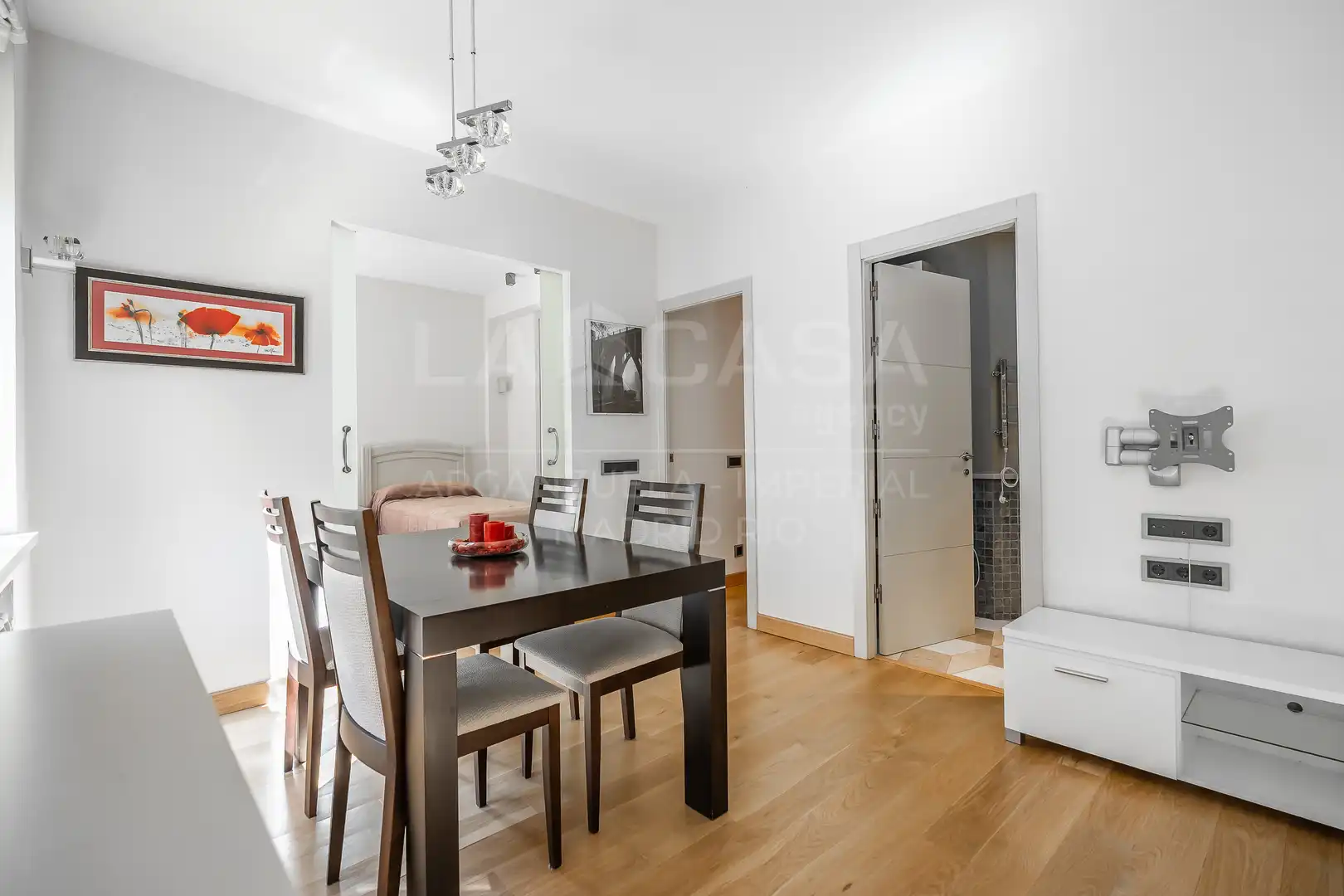 Comedor de Piso en venta en Madrid con Calefacción