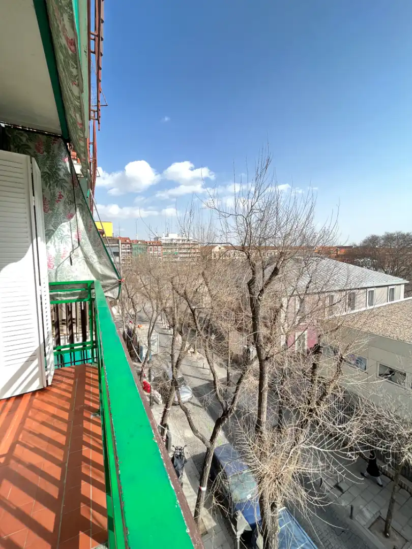 Außenansicht von Wohnung zur untervermieten in Madrid mit Klimaanlage, Terrasse und Möbliert