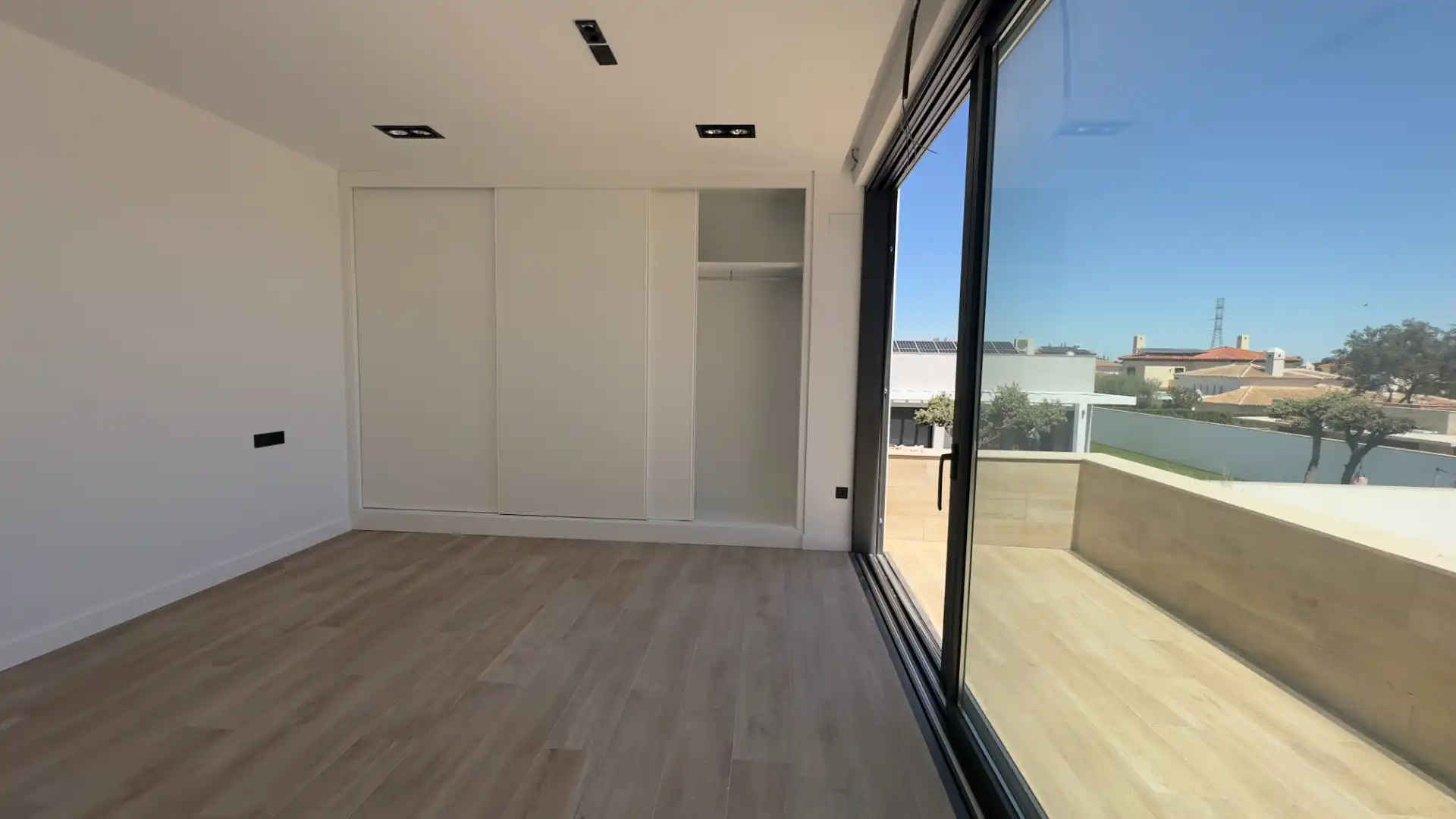 Chalet con piscina en venta en Calle Romero, imagen 6