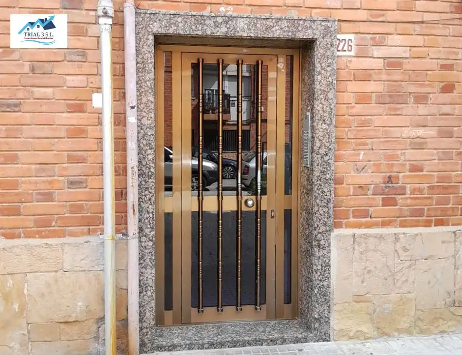 Flat for sale in Carrer SANT CRISPI, DE, imagen 2