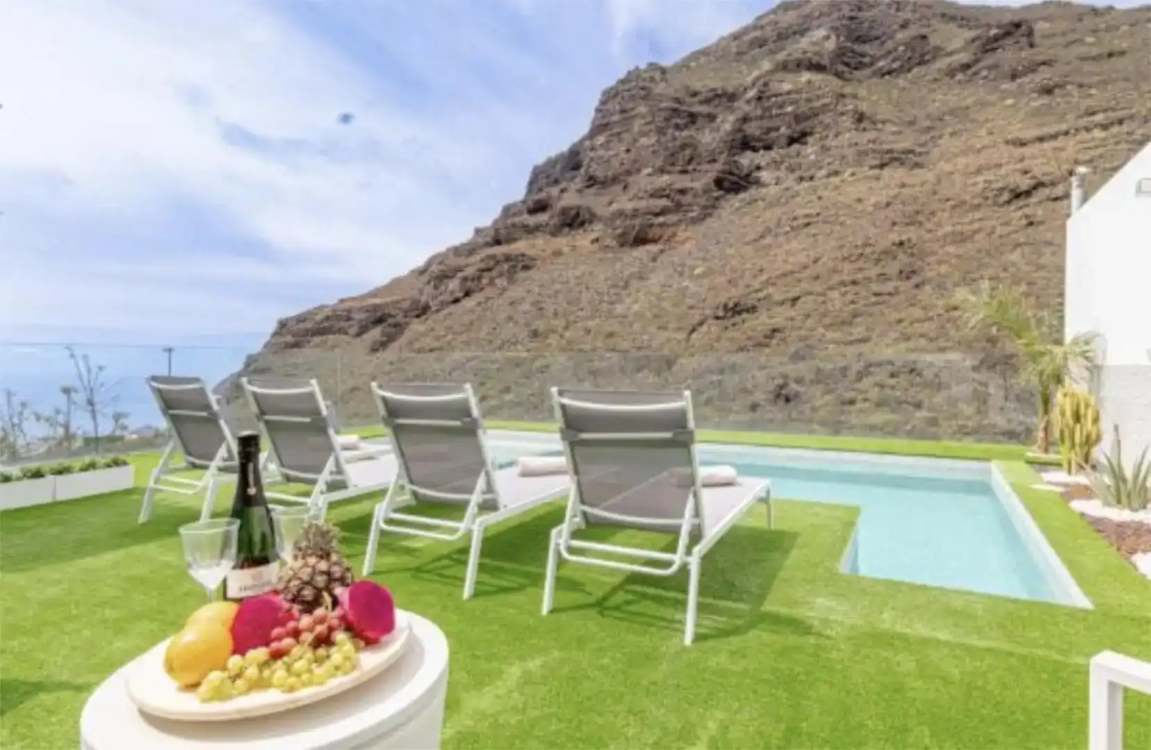 Terrassa de Casa o xalet de lloguer en Santiago del Teide amb Aire condicionat, Jardí privat i Piscina