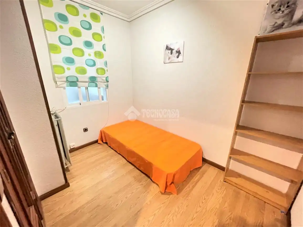 Bedroom of Flat for sale in Centro