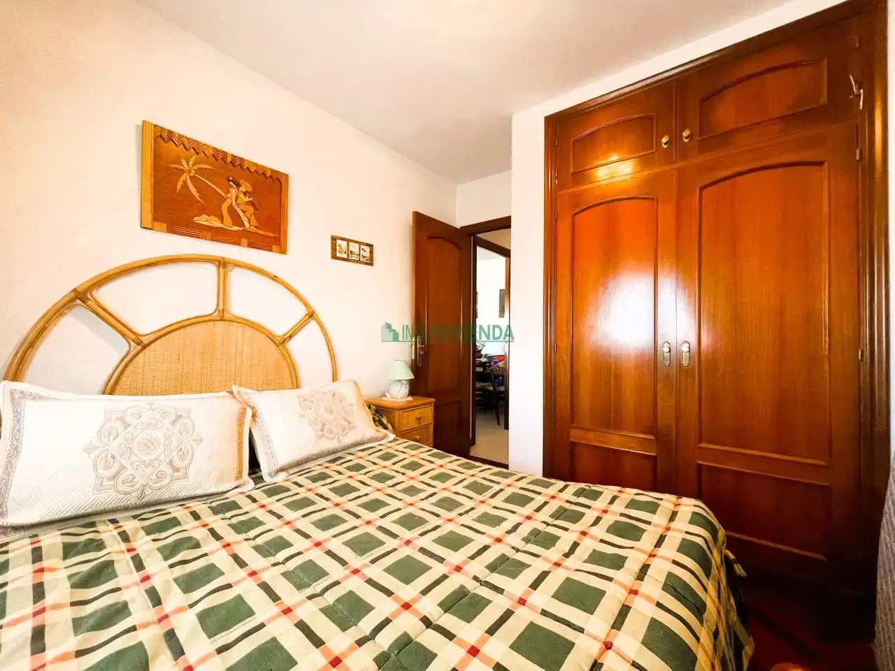 Habitación de Planta baja en venta en Nigrán con Terraza, Trastero y Balcón