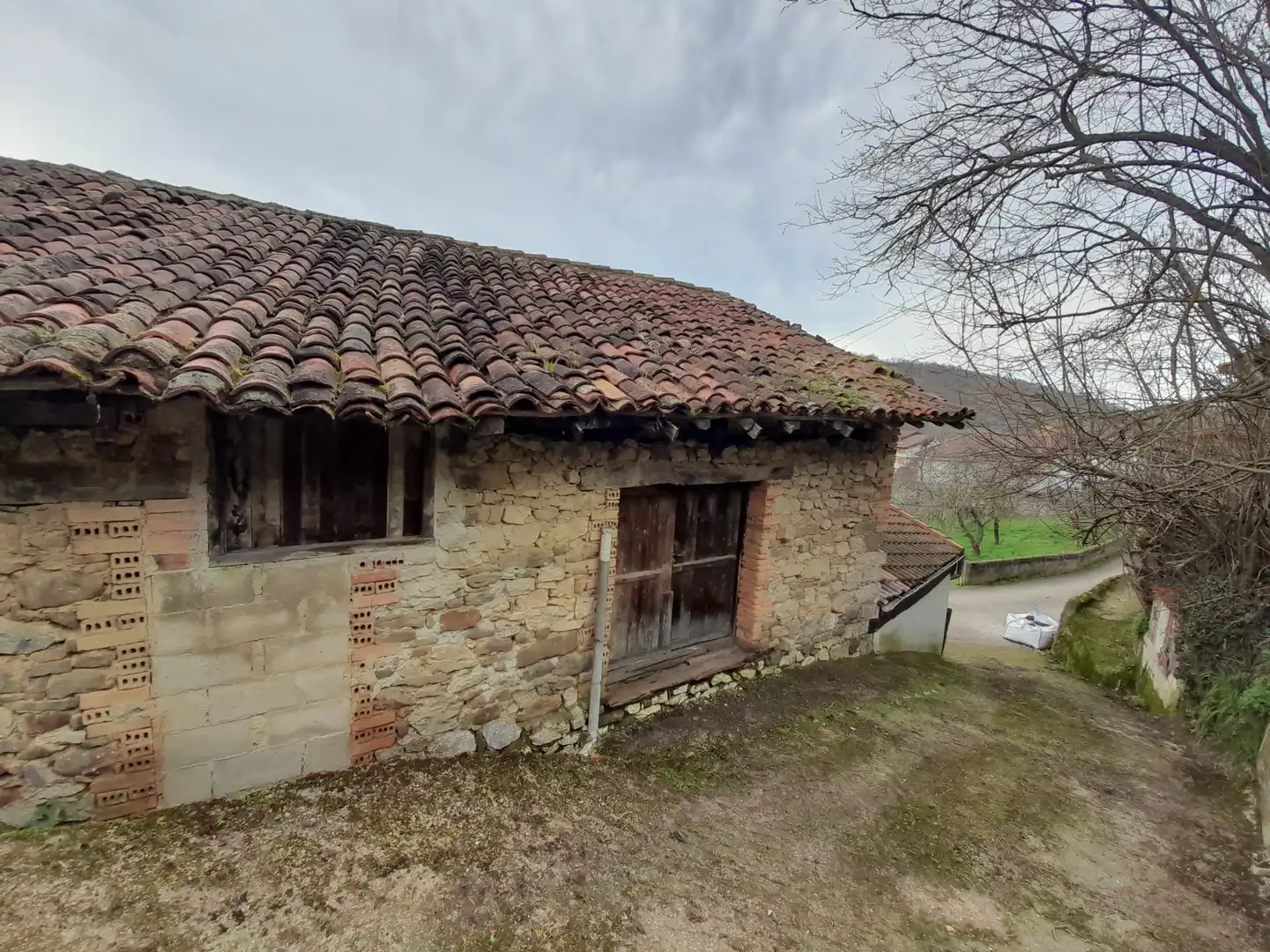 Einfamilien-Reihenhaus zum Verkauf in Laviana - Acebal, Laviana