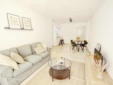 Piso con balcón en venta en Calle Timon