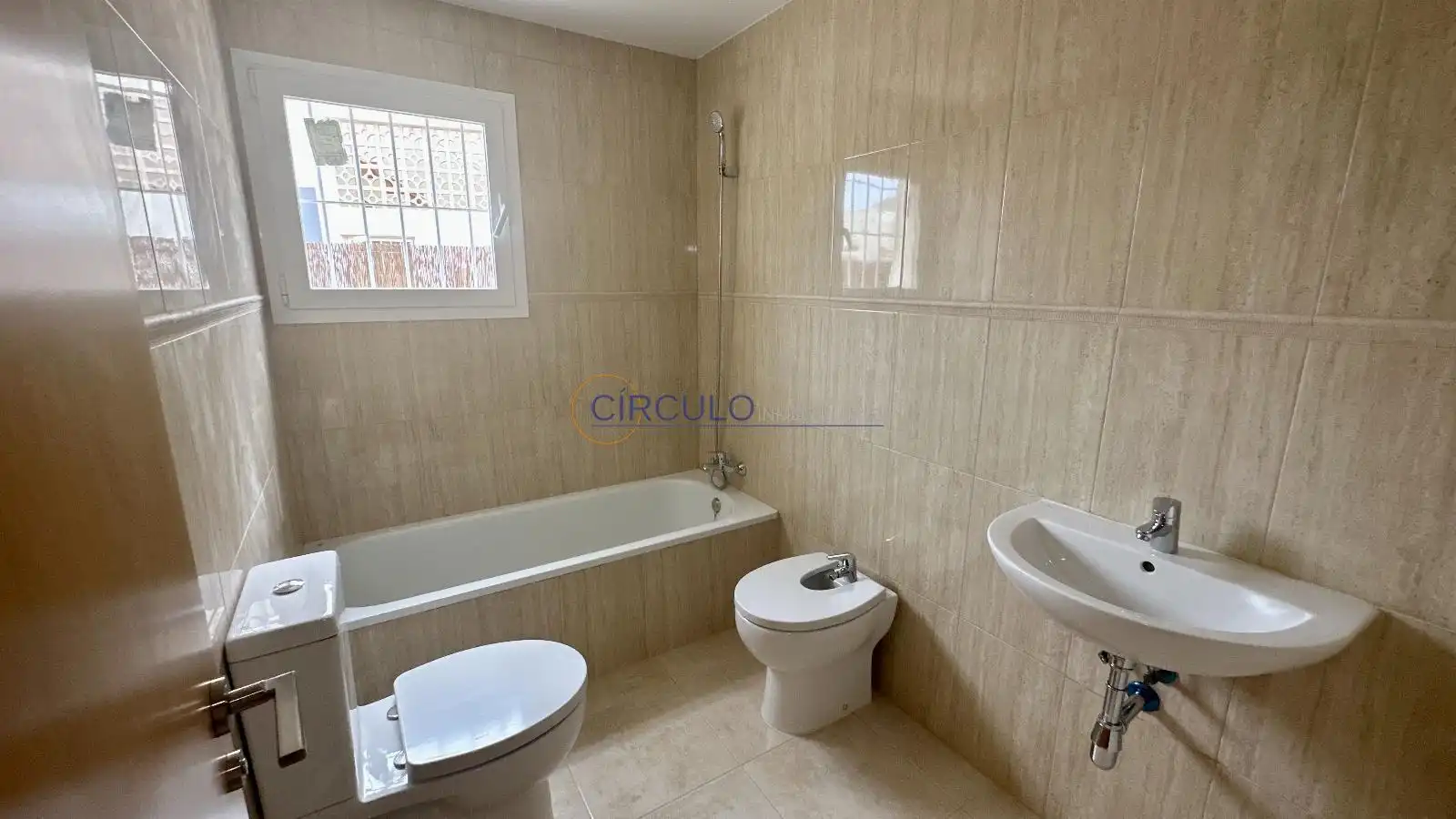 Bathroom of Houses for sale in Lorca  with Air Conditioner and Terrace