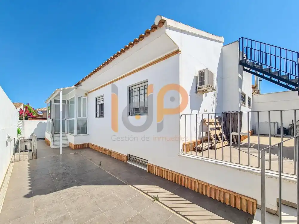 Vista exterior de Casa o chalet en venta en Huércal-Overa con Aire acondicionado, Calefacción y Terraza