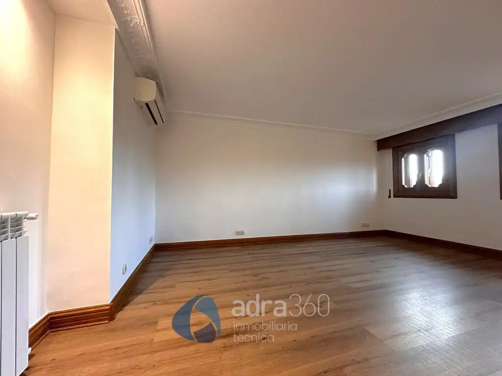 Houses for sale in Lardero  with Air Conditioner, Heating and Private garden
