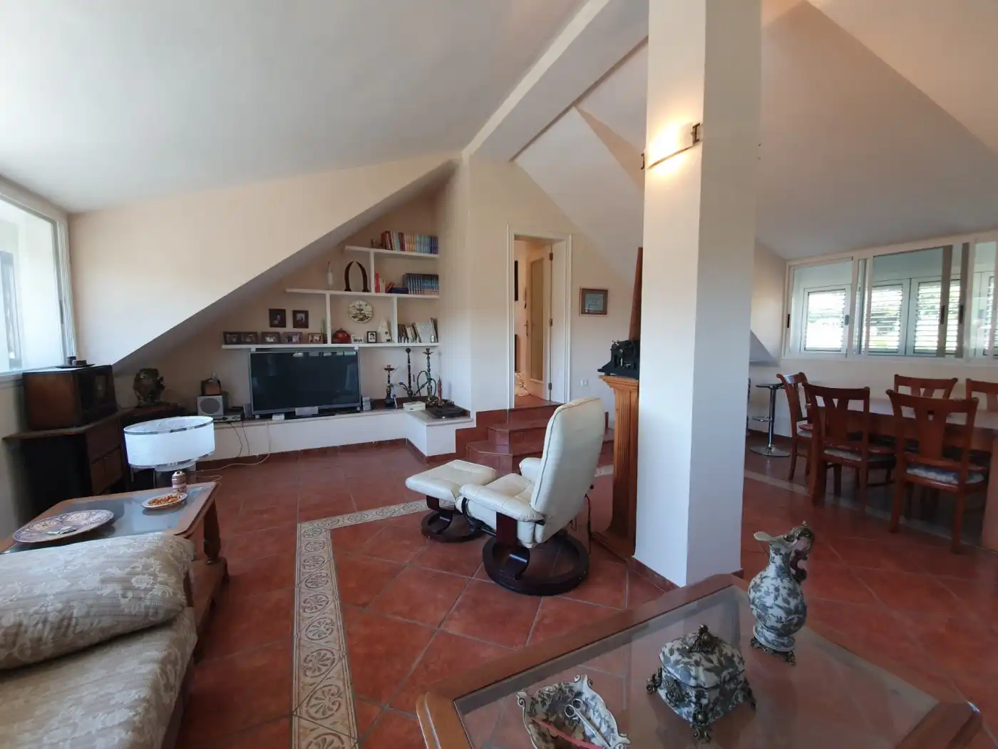 Sala de estar de Casa o chalet en venta en Chiva con Calefacción, Jardín privado y Terraza