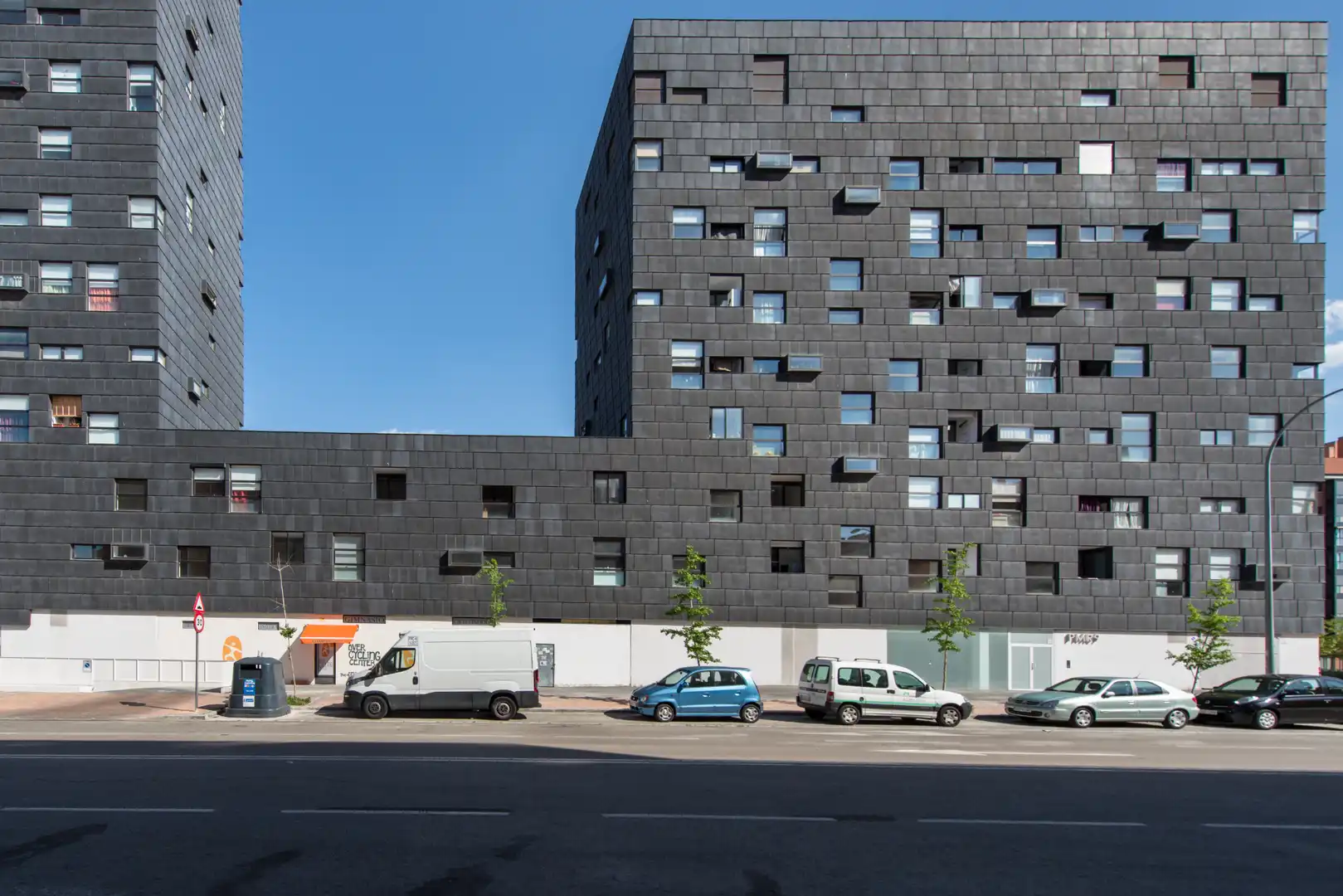 Exterior view of Flat for sale in Madrid  with Storage room