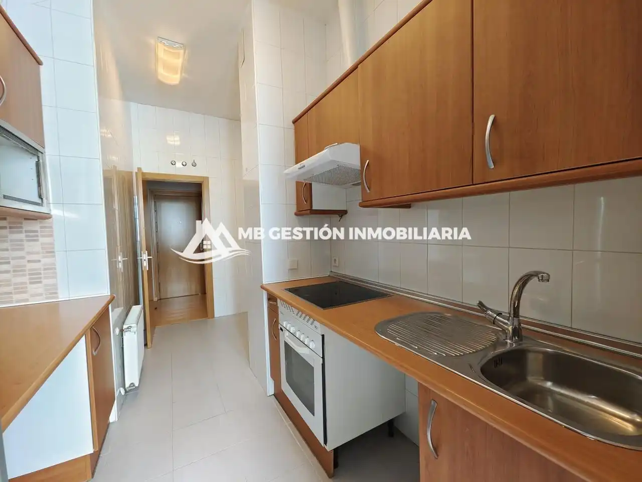Cocina de Planta baja en venta en Fuenlabrada con Calefacción, Trastero y Piscina