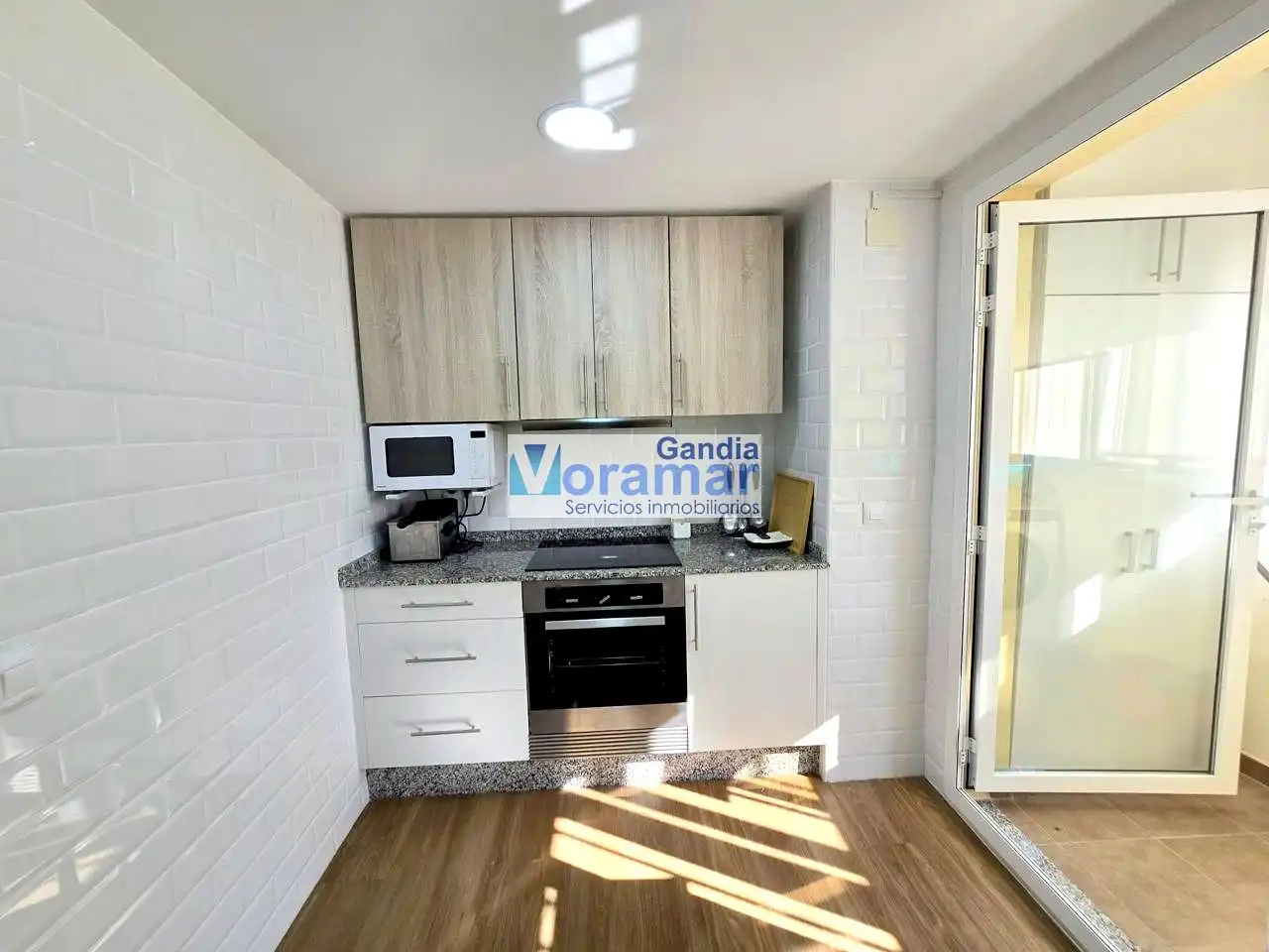 Cocina de Apartamento de alquiler en Gandia con Aire acondicionado, Terraza y Amueblado
