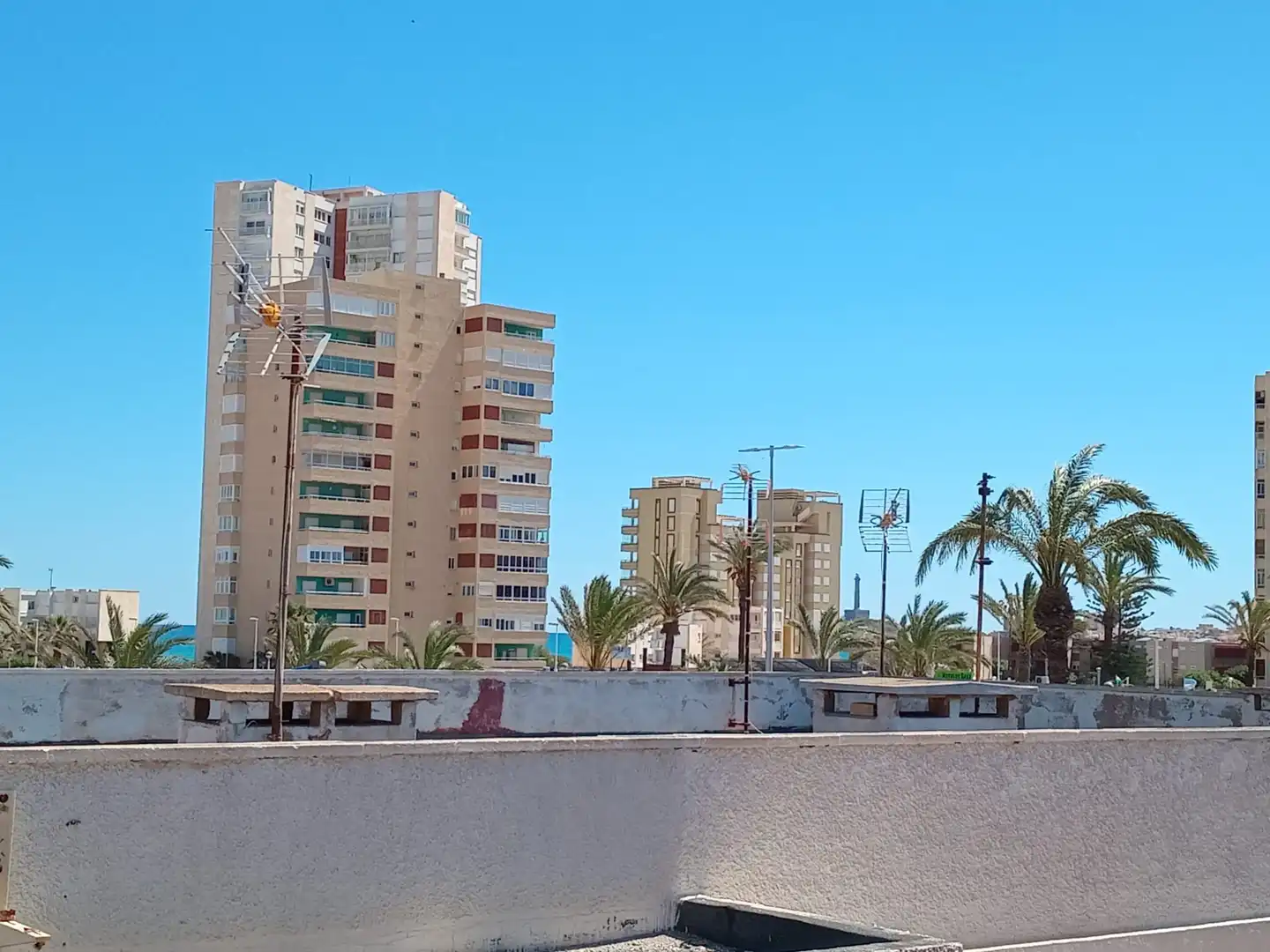 Vista exterior de Apartamento en venta en La Manga del Mar Menor con Aire acondicionado