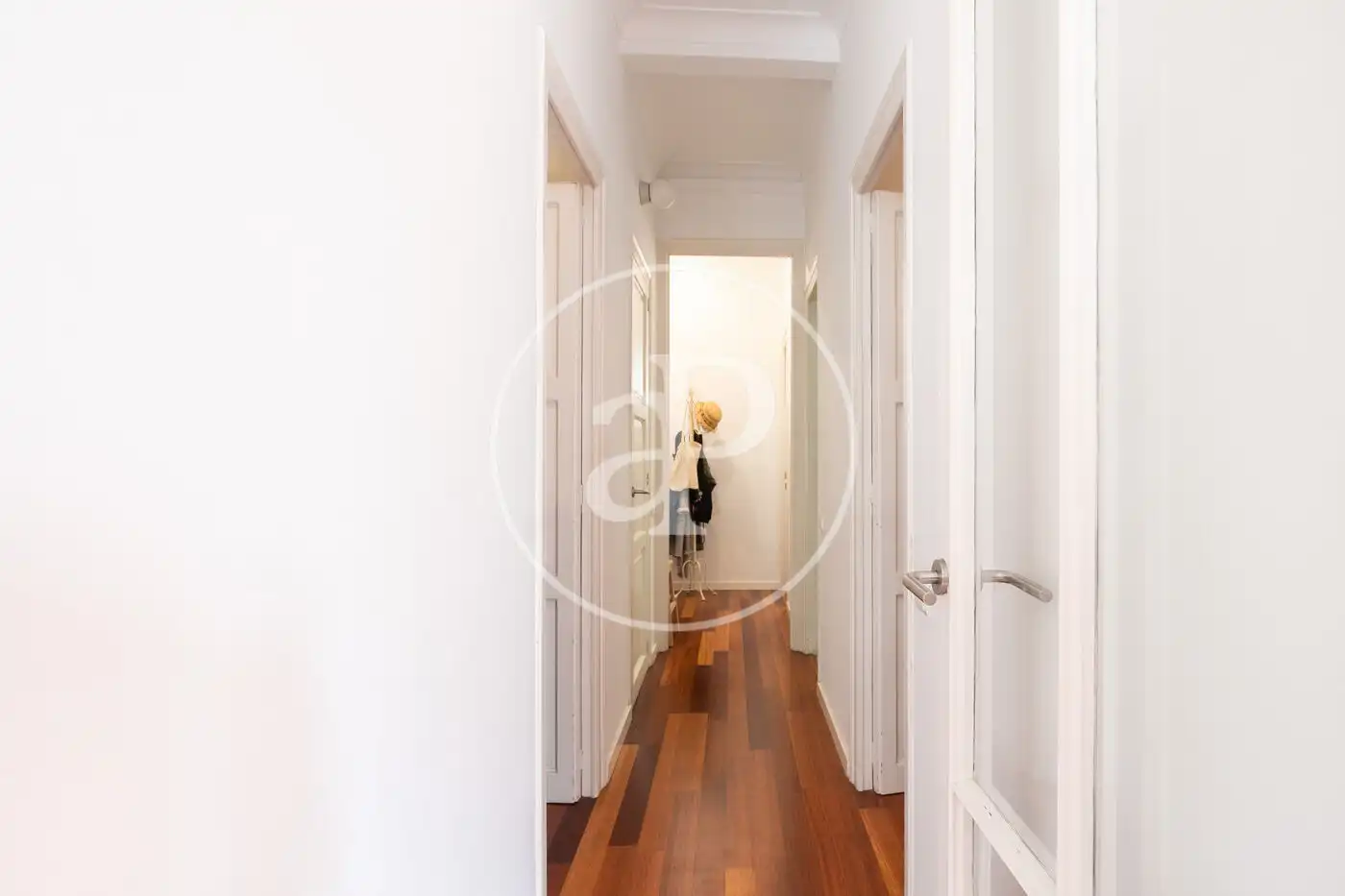 Piso en venta en Barcelona con Calefacción, Amueblado y Balcón
