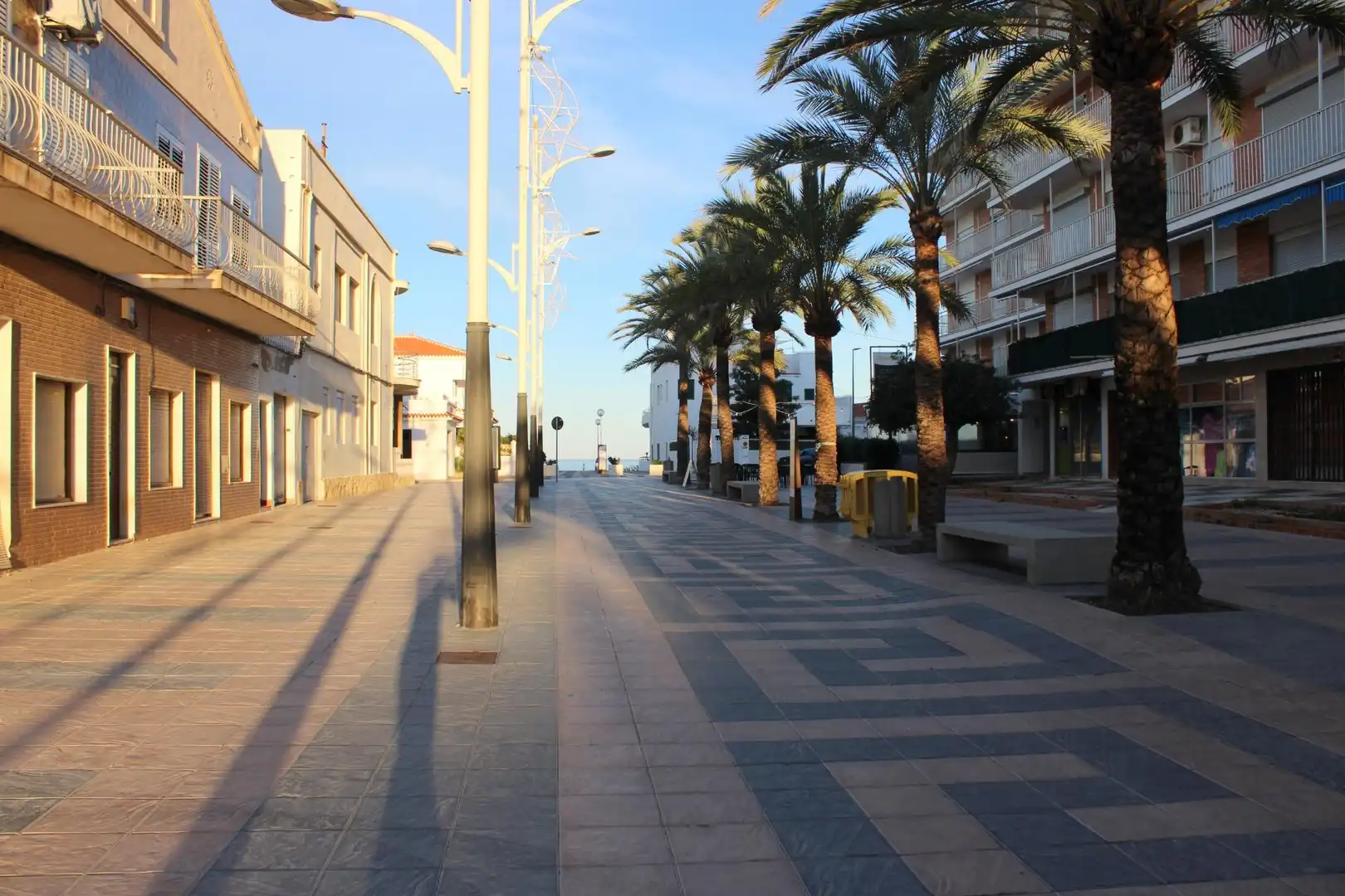 Gewerbefläche zum Verkauf in Oliva Playa