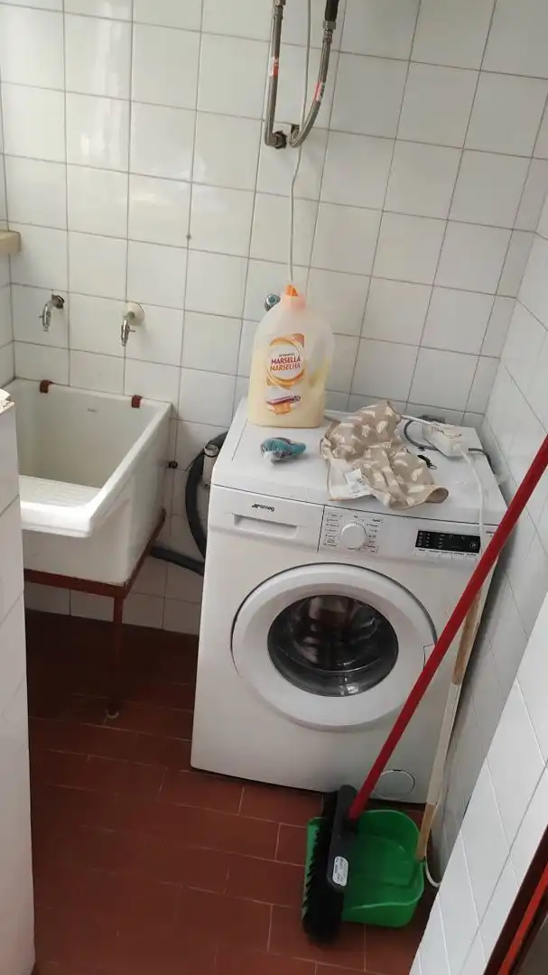 Badezimmer von Wohnung zur Miete in Jaén mit Möbliert