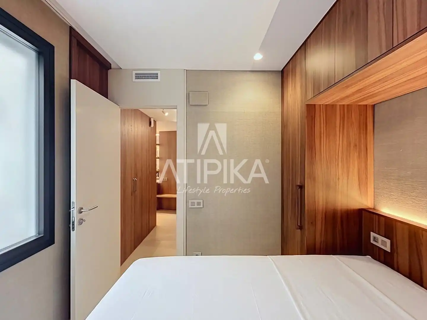 Bedroom of Flat for rent in Barcelona  with Air Conditioner, Terrace and Furnished