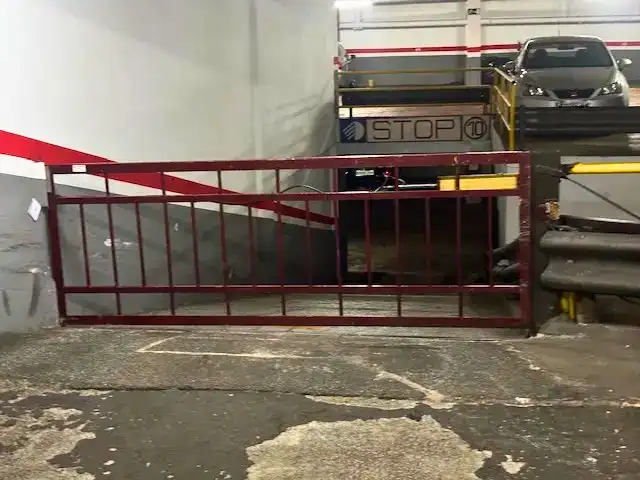 Individuel avec ascenseur à vendre à Carrer de Londres, imagen 5