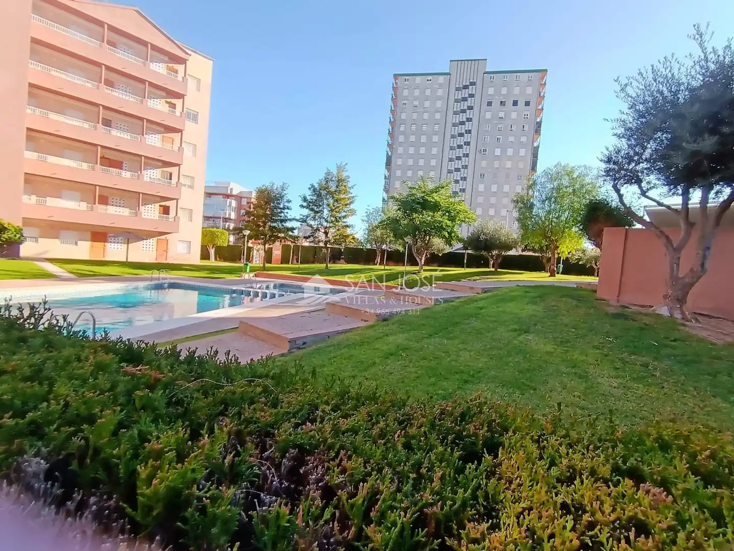 Apartamento de alquiler en Los Arenales del Sol
