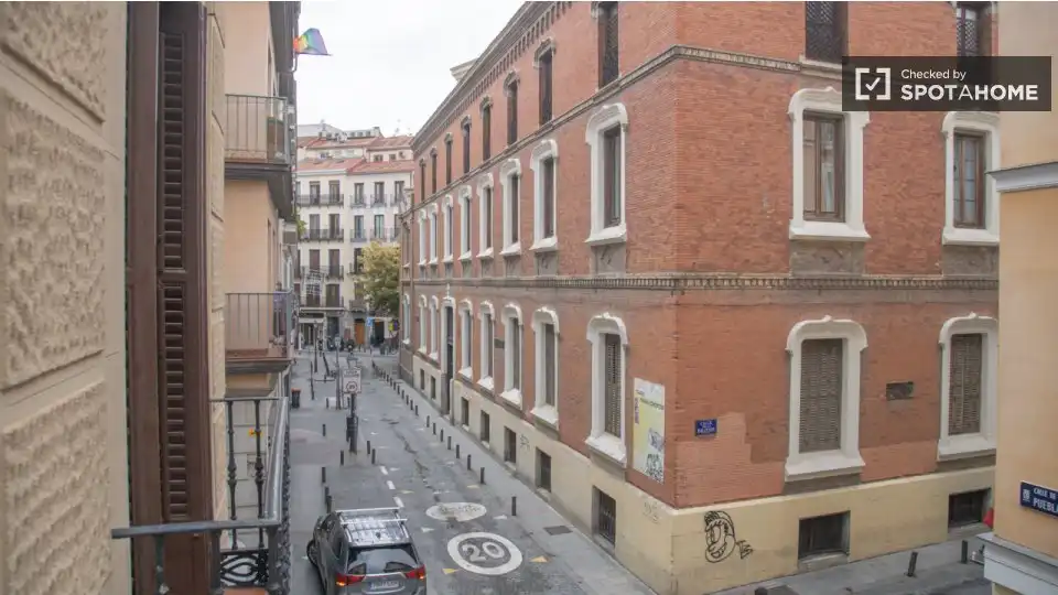Habitación en Universidad - Malasaña
