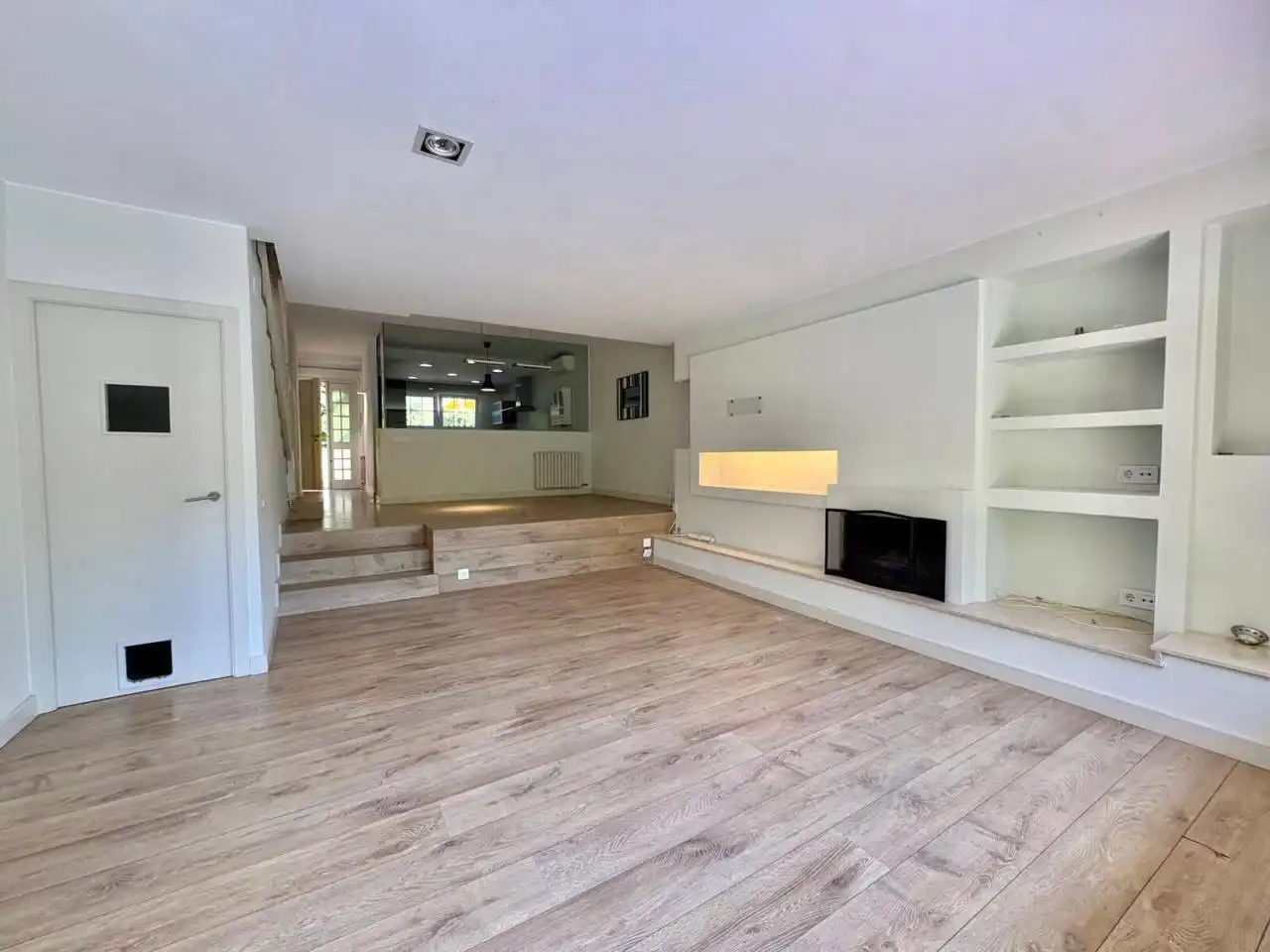 Living room of Detached homes for rent in Sant Cugat del Vallès  with Air Conditioner, Heating and Private garden