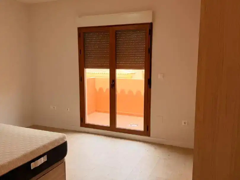 Terrassa de Dúplex de lloguer en El Pinós / Pinoso amb Jardí privat, Parquet i Moblat