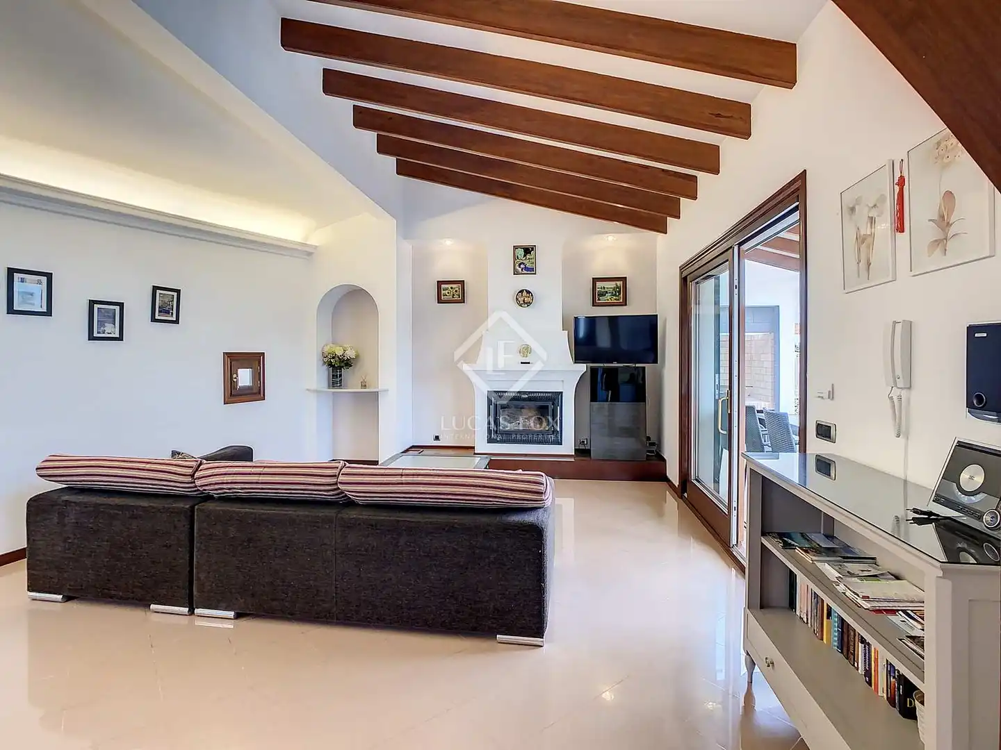 Sala d'estar de Casa o xalet en venda en Ciutadella de Menorca amb Aire condicionat, Calefacció i Jardí privat