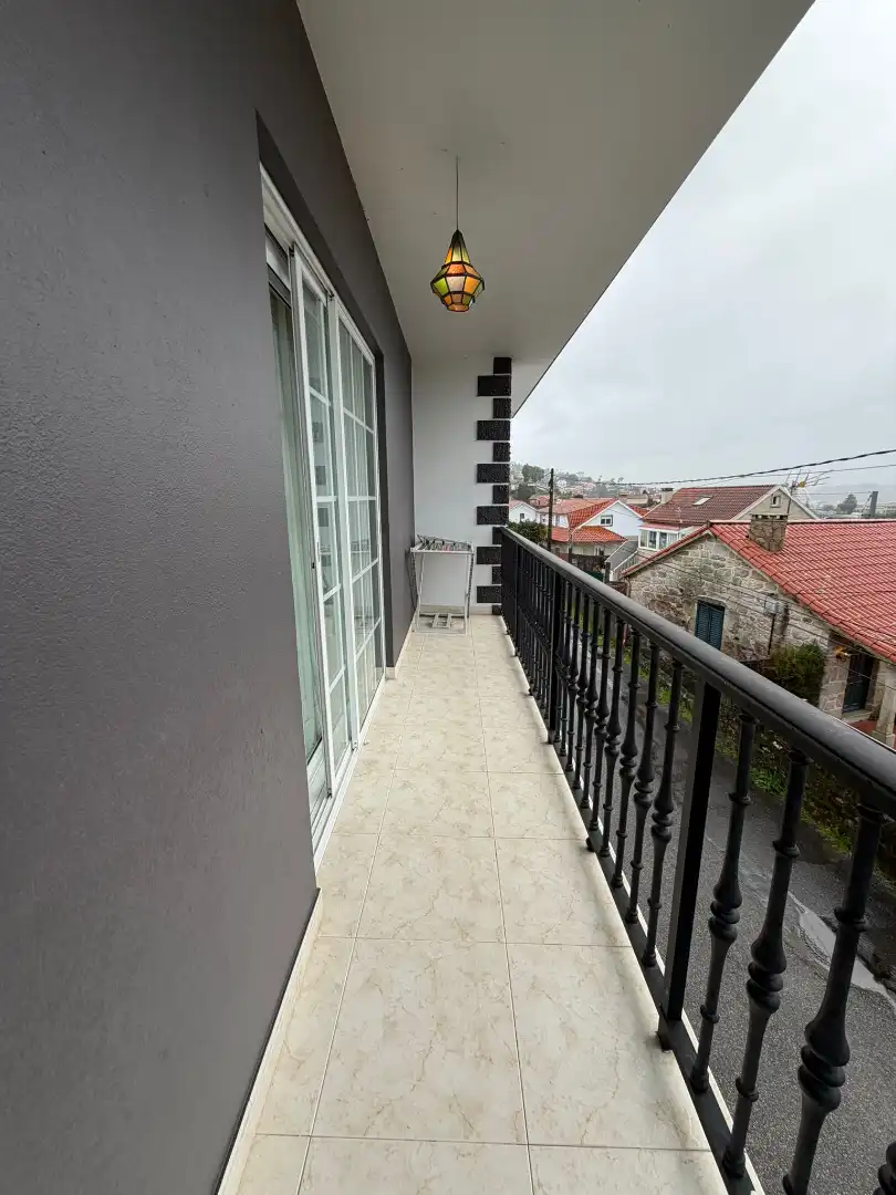 Terrassa de Casa o xalet en venda en Poio amb Calefacció, Parquet i Terrassa