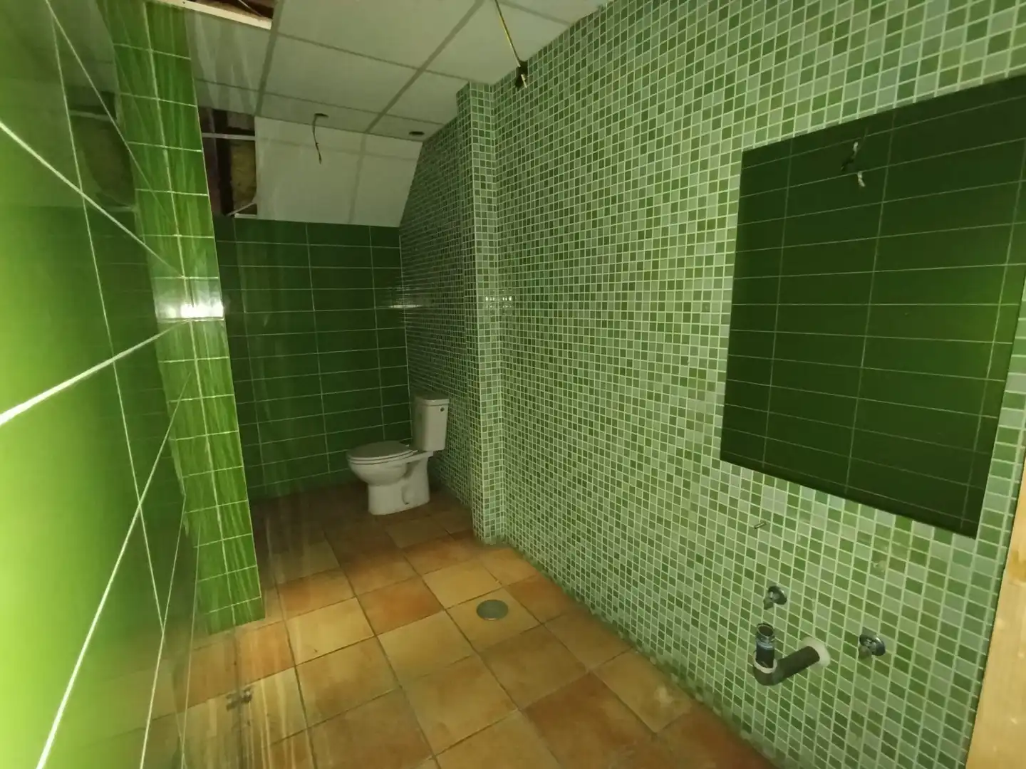 Baño de Nave industrial en venta en Torrejón de la Calzada