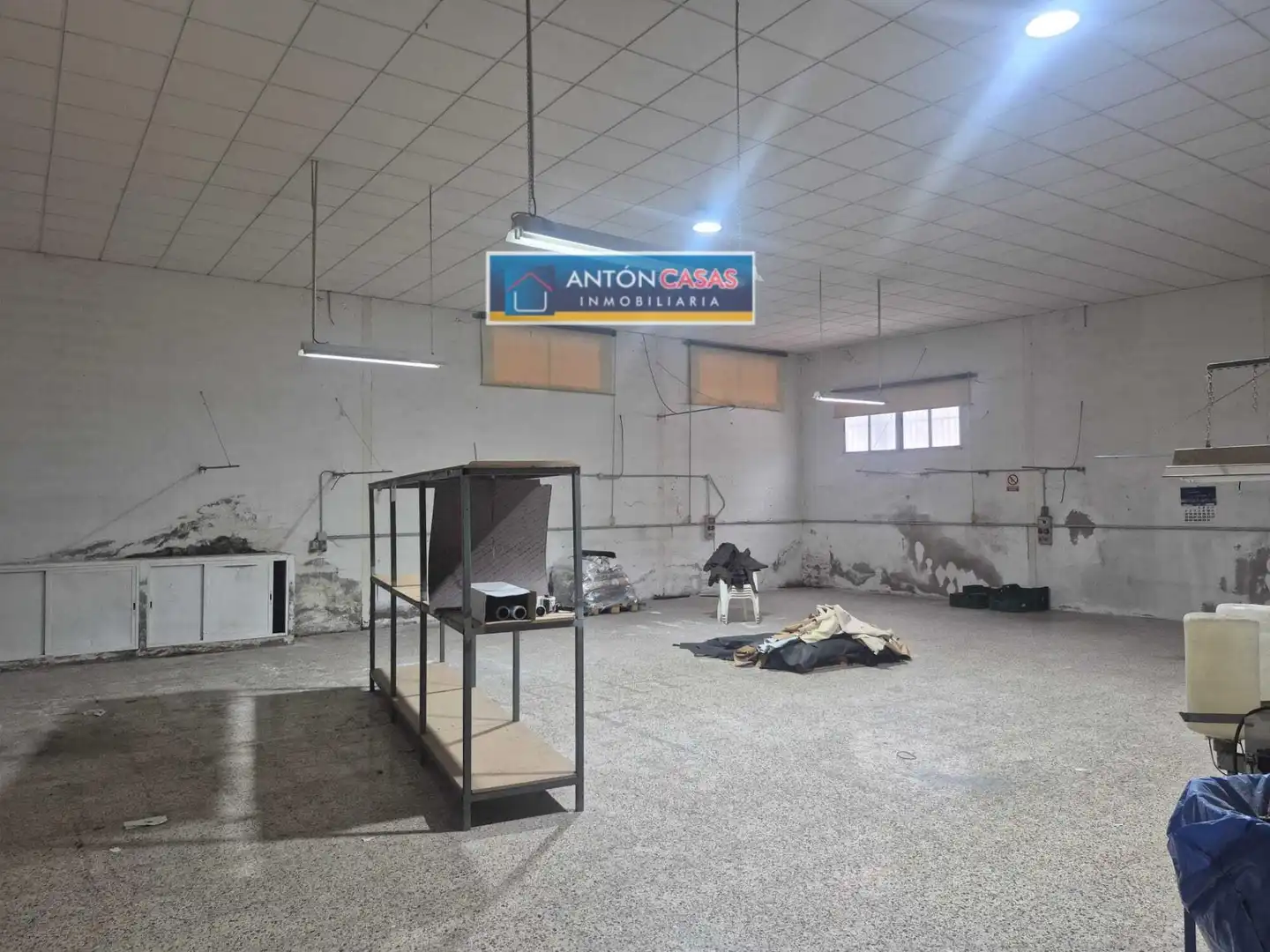 Industrial building for sale in Monóvar  / Monòver