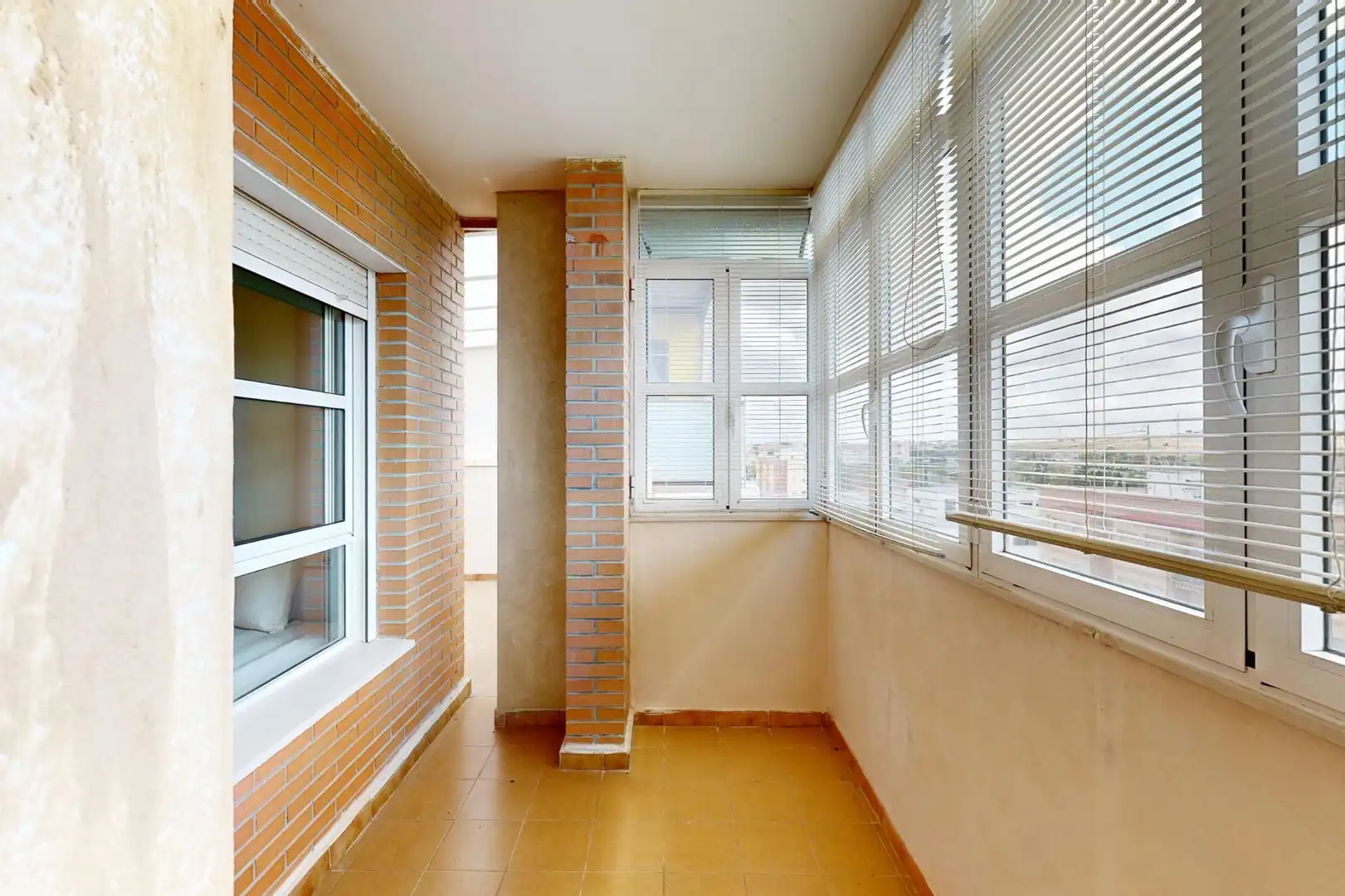 Piso en venta en ANGEL BRUNA, 1, Barrio de Peral - San Félix