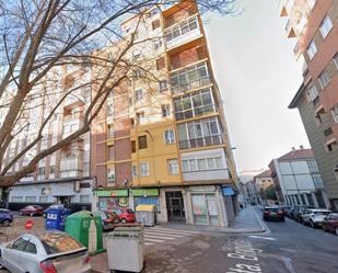 Vista exterior de Pis de lloguer en Valladolid Capital amb Calefacció i Balcó