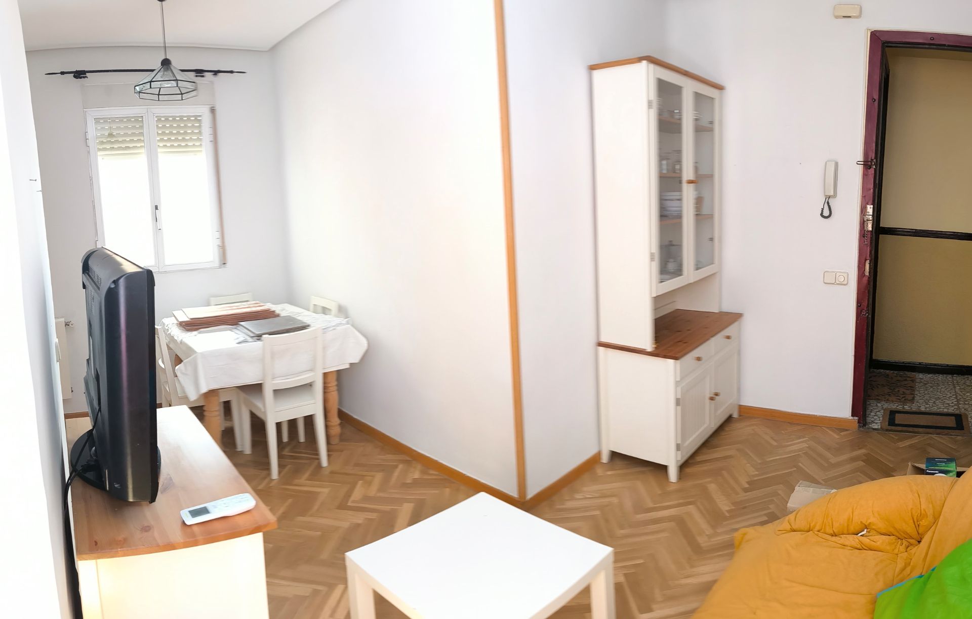 Dormitori de Apartament de lloguer en  Madrid Capital amb Aire condicionat, Calefacció i Parquet