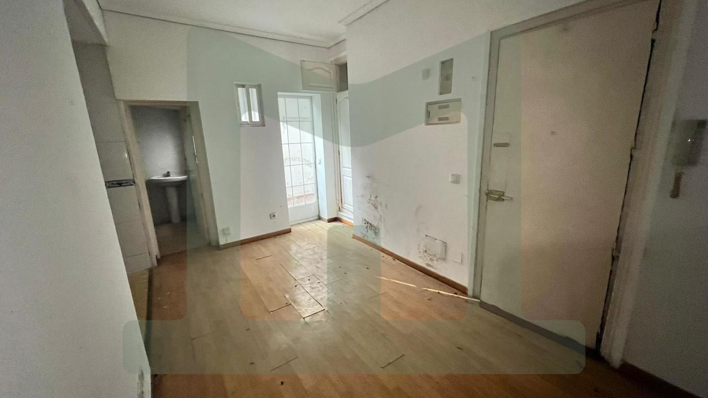 Dormitori de Planta baixa en venda en  Madrid Capital