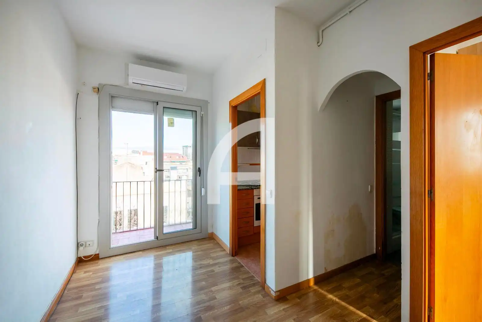 Bedroom of Attic for sale in Barcelona  with Air Conditioner, Heating and Parquet flooring