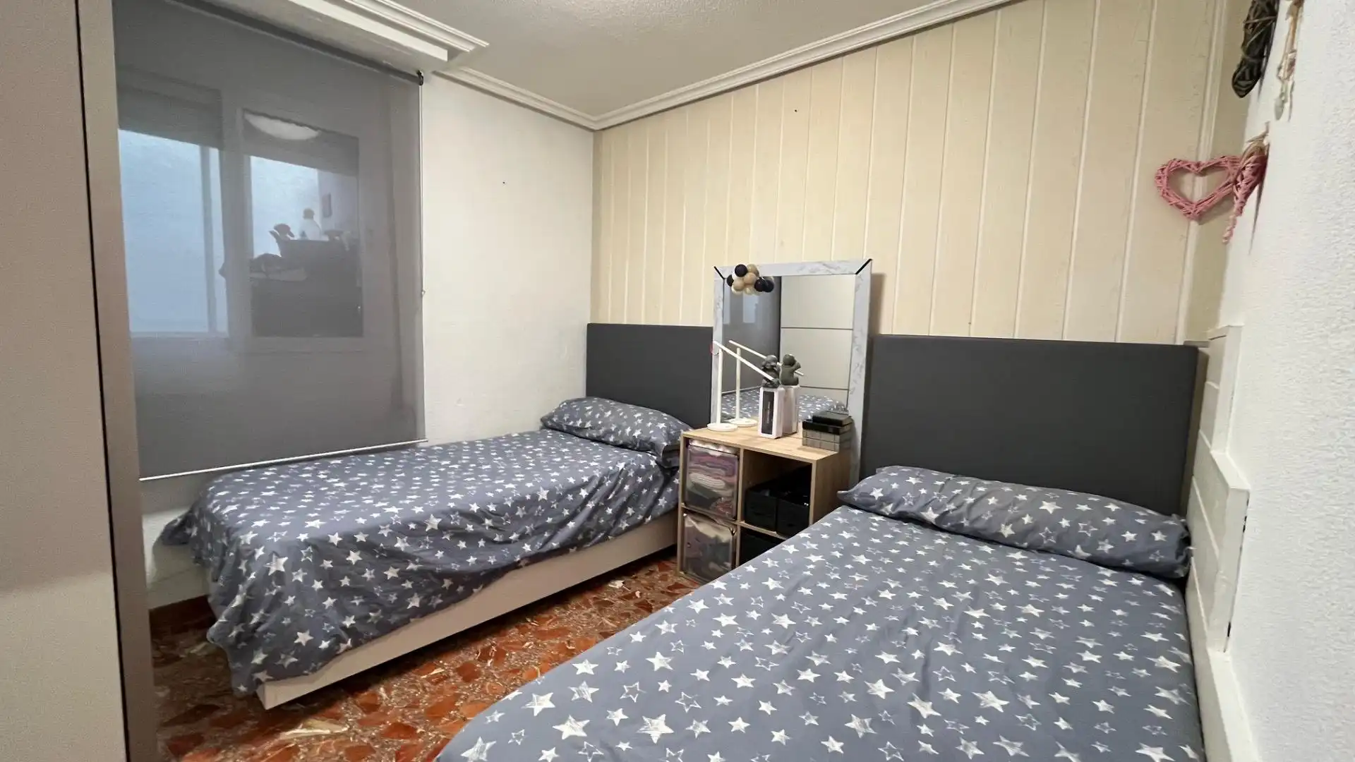 Bedroom of Flat for sale in Elche / Elx  with Air Conditioner, Furnished and Balcony
