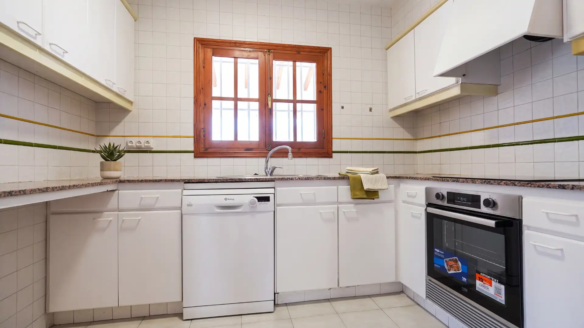 Cuina de Casa o xalet de lloguer en Els Poblets amb Aire condicionat, Jardí privat i Terrassa