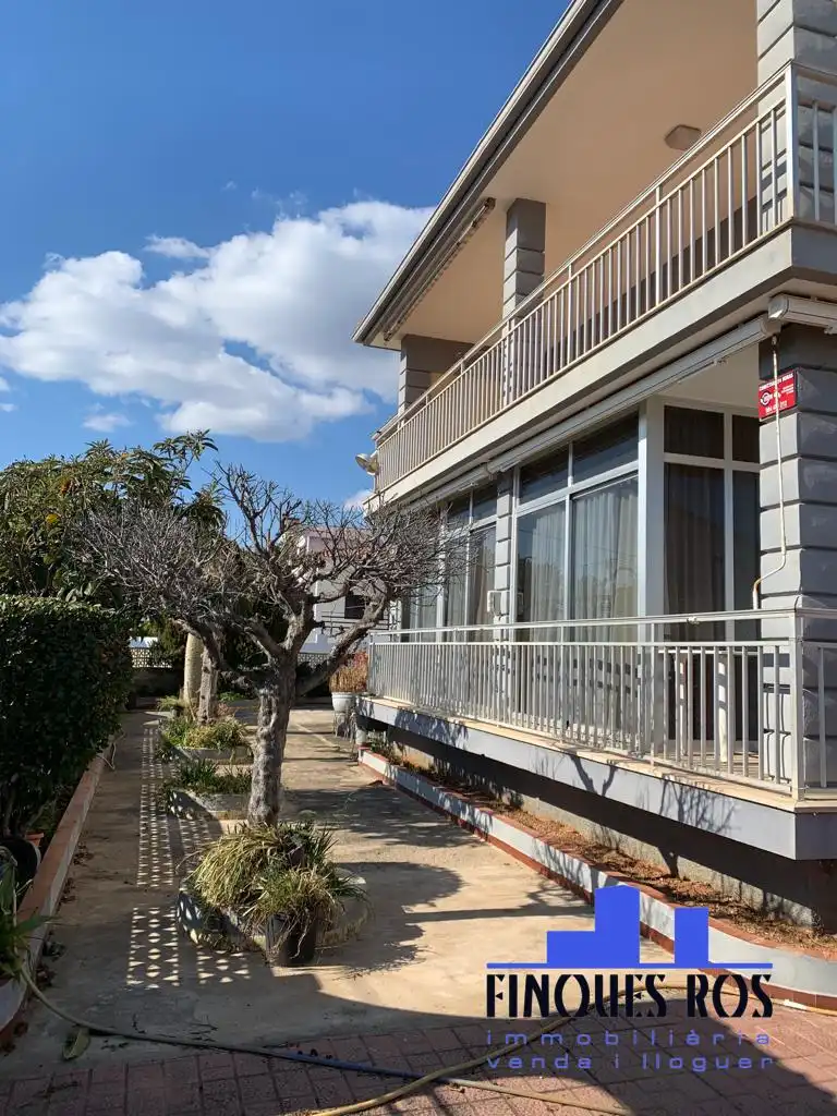 Chalet con terraza en venta en Boverals - Saldonar