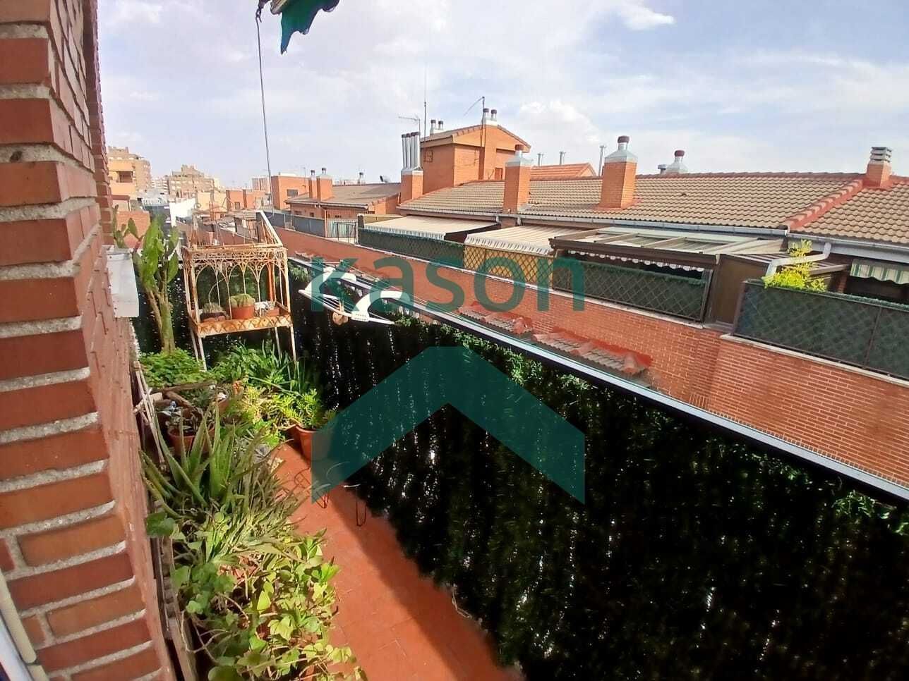 Garden of Flat for sale in  Madrid Capital  with Air Conditioner, Heating and Terrace