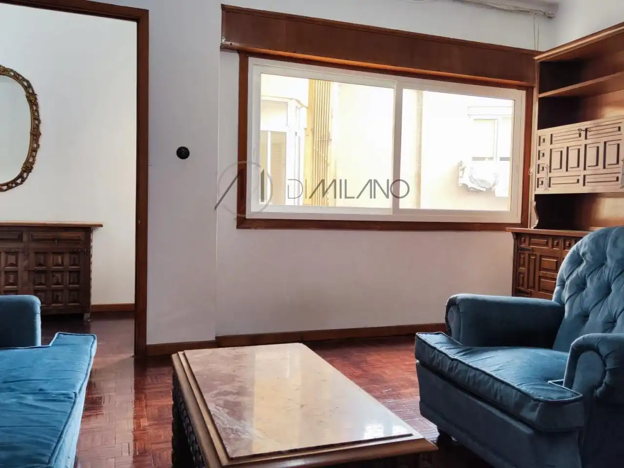 Sala de estar de Piso en venta en Vigo  con Parquet y Trastero