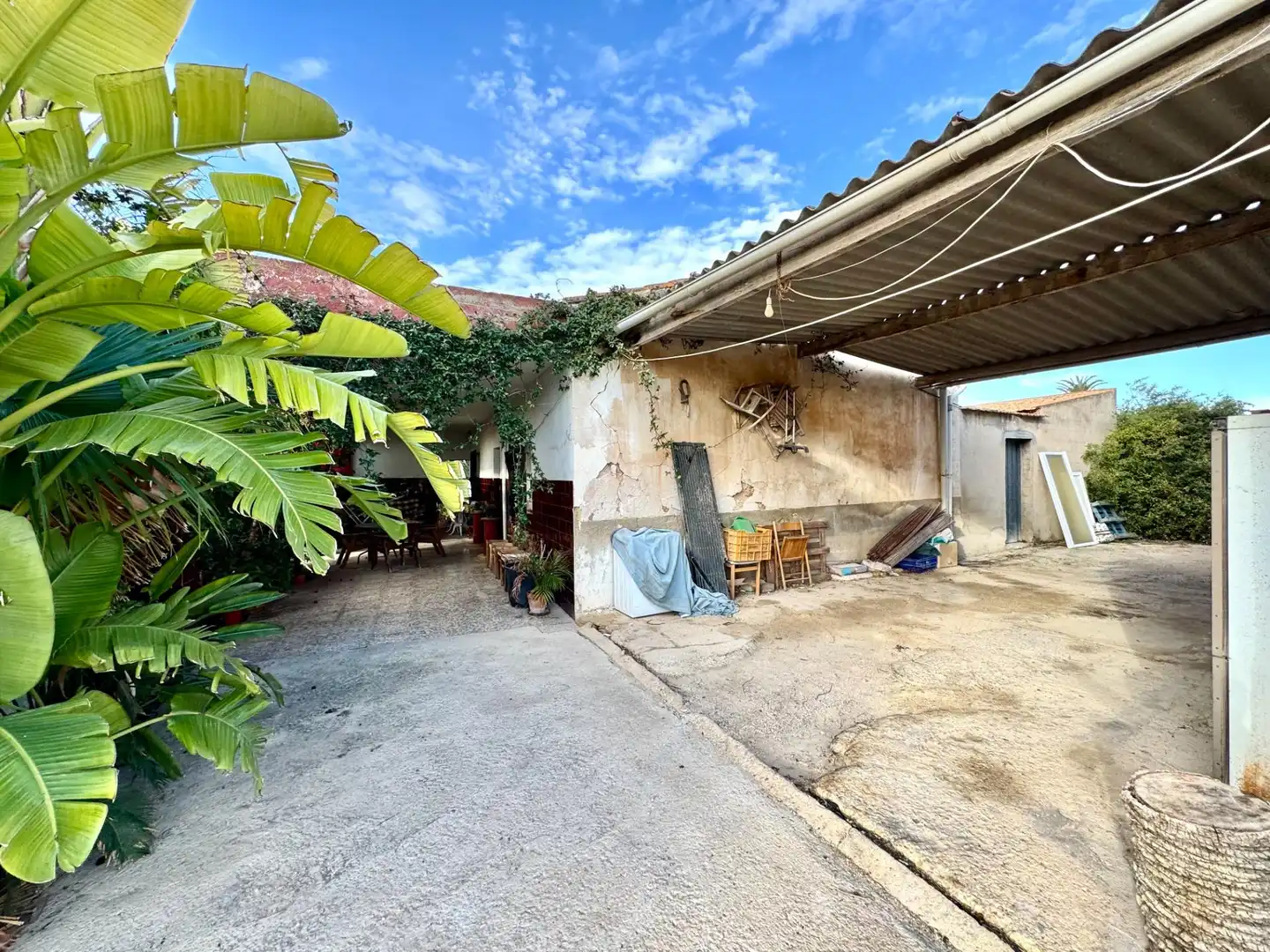 Vista exterior de Casa o xalet en venda en Elche / Elx amb Jardí privat i Terrassa
