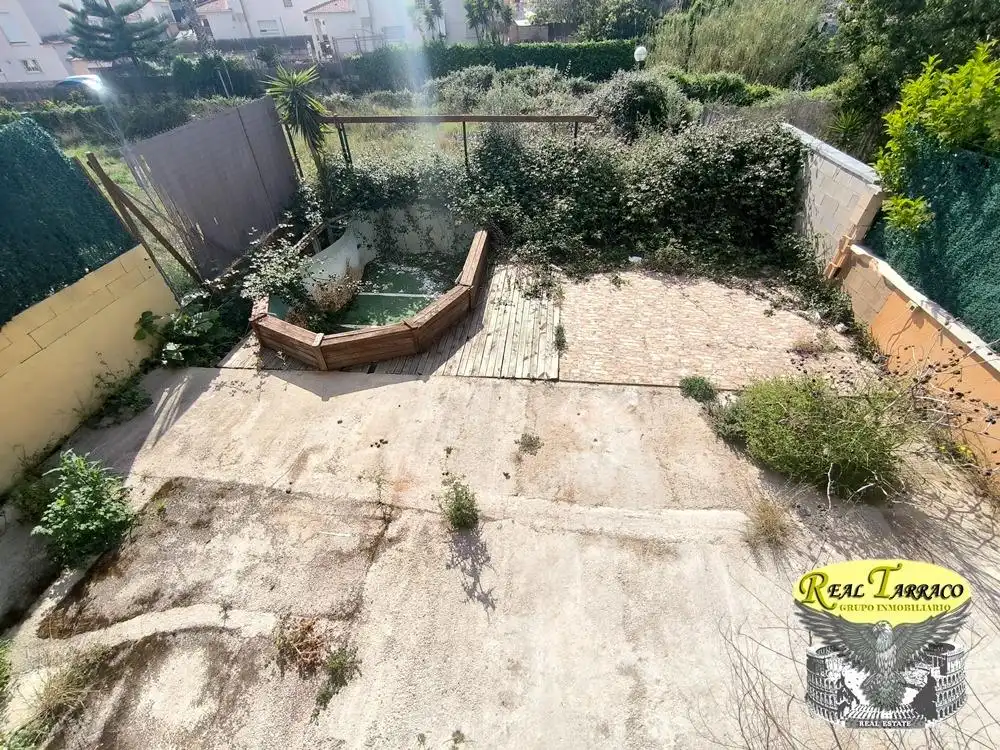 Adossat amb piscina en venda a Segur de Calafell, imagen 3