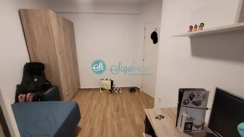 Habitación de Piso de alquiler en Segovia con Calefacción, Terraza y Amueblado