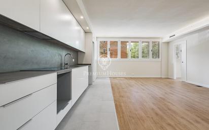 Exterior view of Flat for sale in  Barcelona Capital  with Air Conditioner and Heating