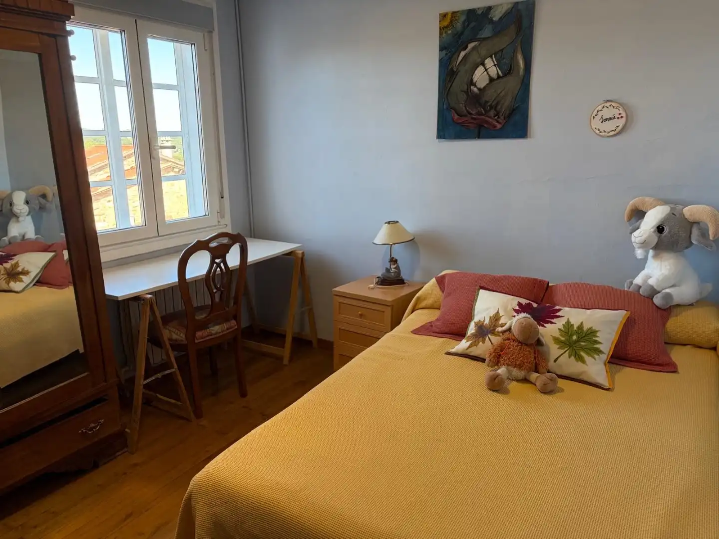 Dormitori de Casa o xalet en venda en Chantada amb Calefacció, Jardí privat i Parquet